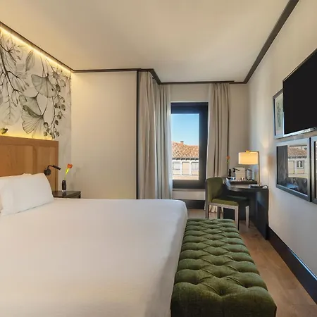 H10 Puerta De Alcala Hotel Madrid Exterior photo