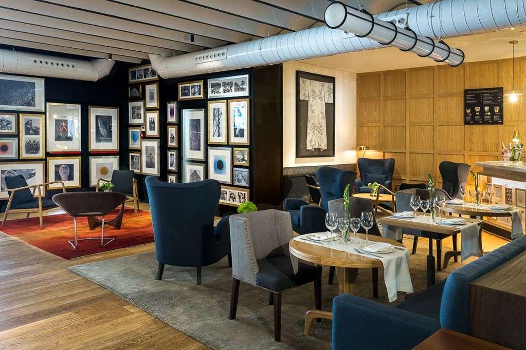 Hotel H10 Puerta De Alcalá Madri